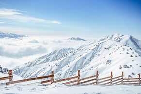 Le Chalet by Amirsoy