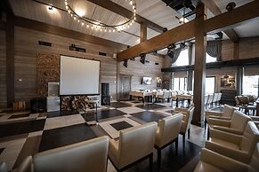 Le Chalet by Amirsoy