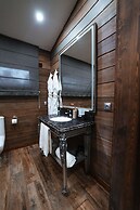 Le Chalet by Amirsoy