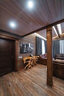 Le Chalet by Amirsoy