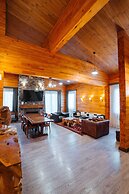 Le Chalet by Amirsoy