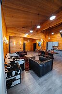 Le Chalet by Amirsoy