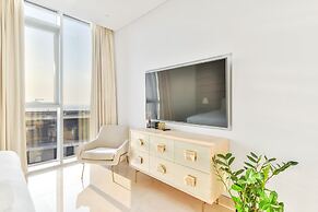 Posh Oceanfront 2BR in Bluewaters Island