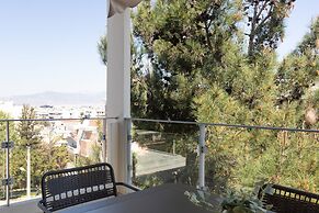 Majestic 3BR Apartment in Chalandri