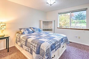 Walkable Sitka Getaway w/ Community Perks!