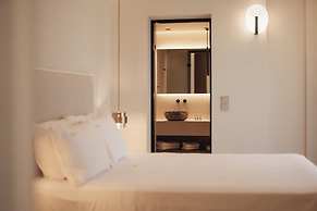 Ikyma Boutique