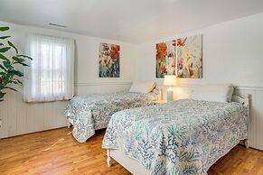 Steps to Eats & Craigville Beach! Cape Cod Cottage