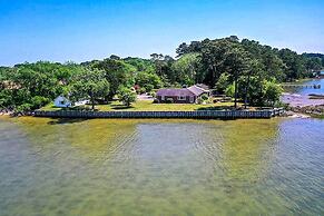 Bayfront Retreat w/ Game Room + Outdoor Pool!
