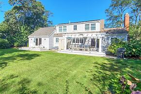 2 Bicycles Provided! Cape Cod Cottage w/ Deck