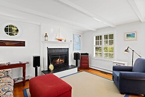 2 Bicycles Provided! Cape Cod Cottage w/ Deck