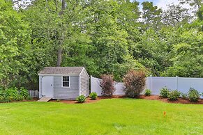 2 Bicycles Provided! Cape Cod Cottage w/ Deck