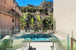 Taormina Infinity Suites