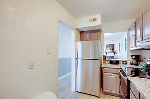 Pet-friendly Bryan Escape ~ 2 Mi to Texas A & M