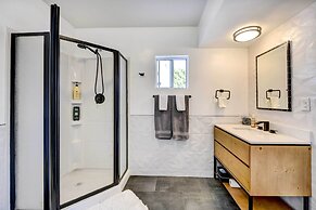 Private Pool & Spa: Stylish Palm Springs Home!