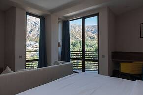 ARCHAZOR Mountain Resort