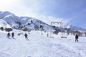 ARCHAZOR Mountain Resort