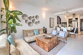 Penthouse w/ Infinity Pool & Golf Course in Akumal