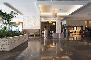 Grand Oasis Riviera
