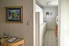 Bolongo Bay Oceanfront Condo w/ Community Pool!