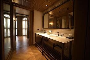 Hotel Verdigris