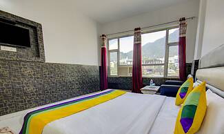 Itsy Hotels Satya Shree