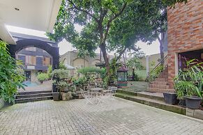 Hotel O Gayatri Residence