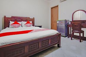 Hotel O Gayatri Residence