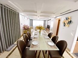 JADE HA LONG HOTEL