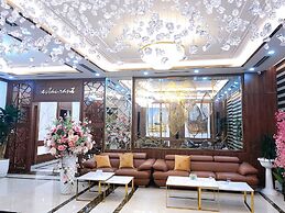 JADE HA LONG HOTEL