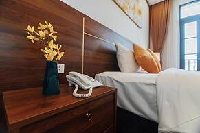 JADE HA LONG HOTEL