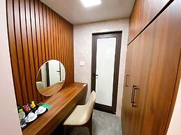 JADE HA LONG HOTEL