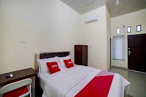 Hotel O Shine Guest House Syariah