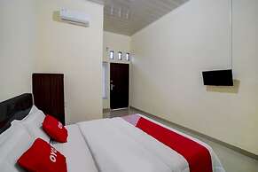 Hotel O Shine Guest House Syariah
