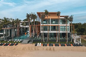 Eco Cozy Beachfront Resort Chaam
