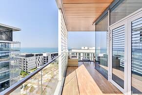 Luxury 2BR plus maids room in Bluewaters