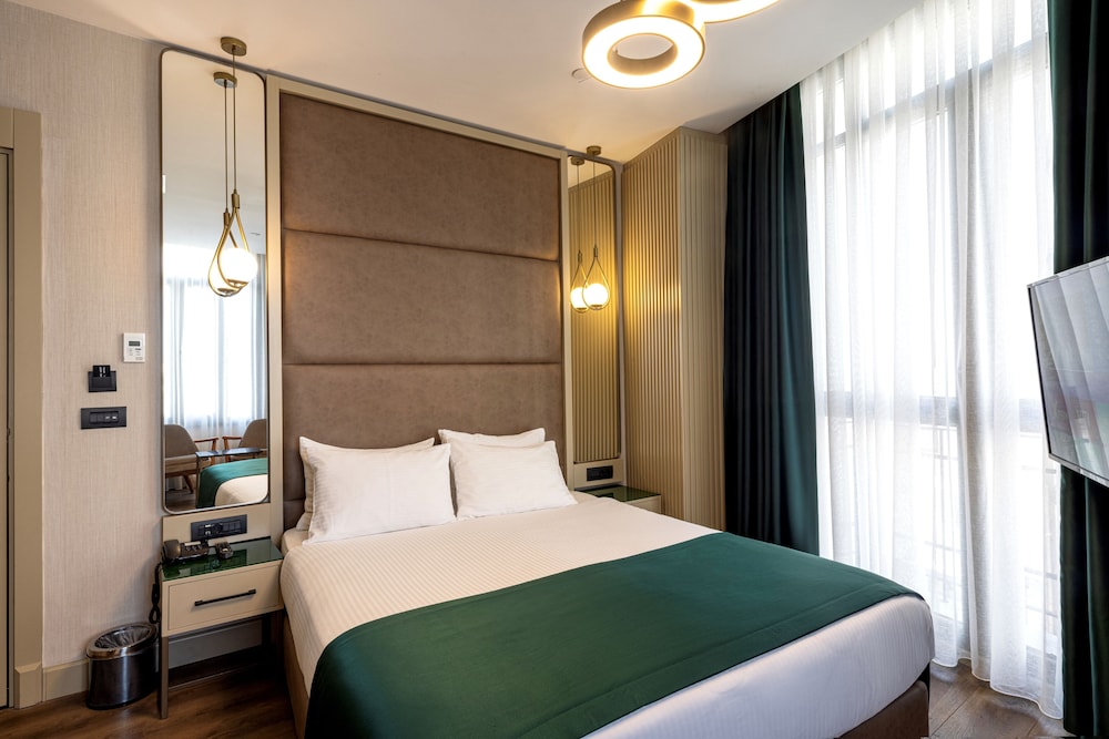 The Nest Hotel