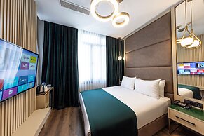 The Nest Hotel