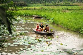 Nham Village Resort