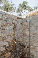 Naxian Serenity Suites