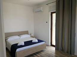 b&b Crispino