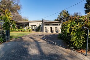 Glen Maine Guest House