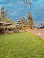 PEAK HOTEL