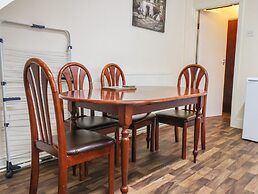 Sunnyside Holiday Apartment 1