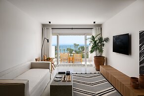 Serry Beach Resort