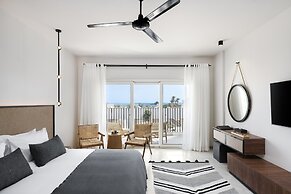 Serry Beach Resort