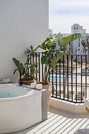 Serry Beach Resort