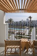 Serry Beach Resort