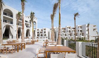 Serry Beach Resort