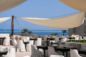 Serry Beach Resort