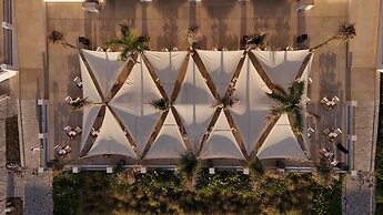 Serry Beach Resort